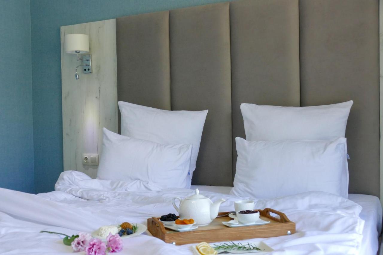 A.V. Sokol Family Hotel Gagra Dış mekan fotoğraf